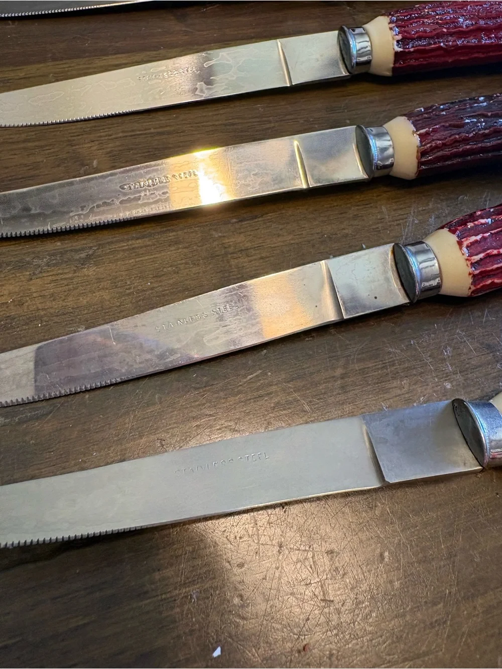 Vintage Set of 6 Stainless Steel Steak Knives Red Faux Antler Handles Japan Dine